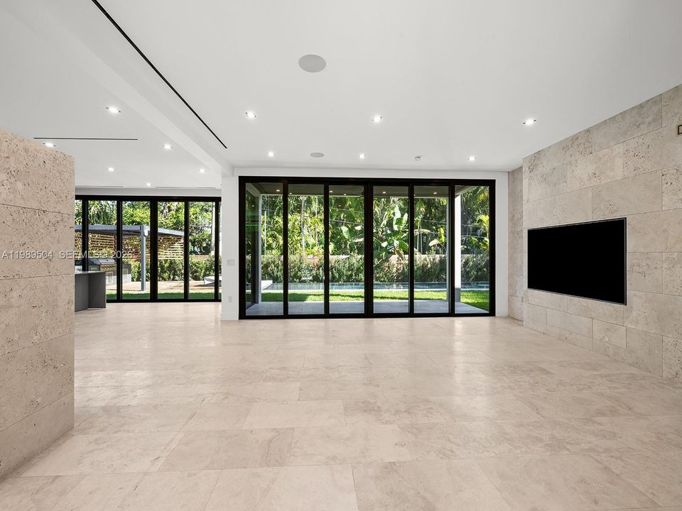 Vendido Recientemente: $2,900,000 (5 camas, 6 baños, 0 Pies cuadrados)