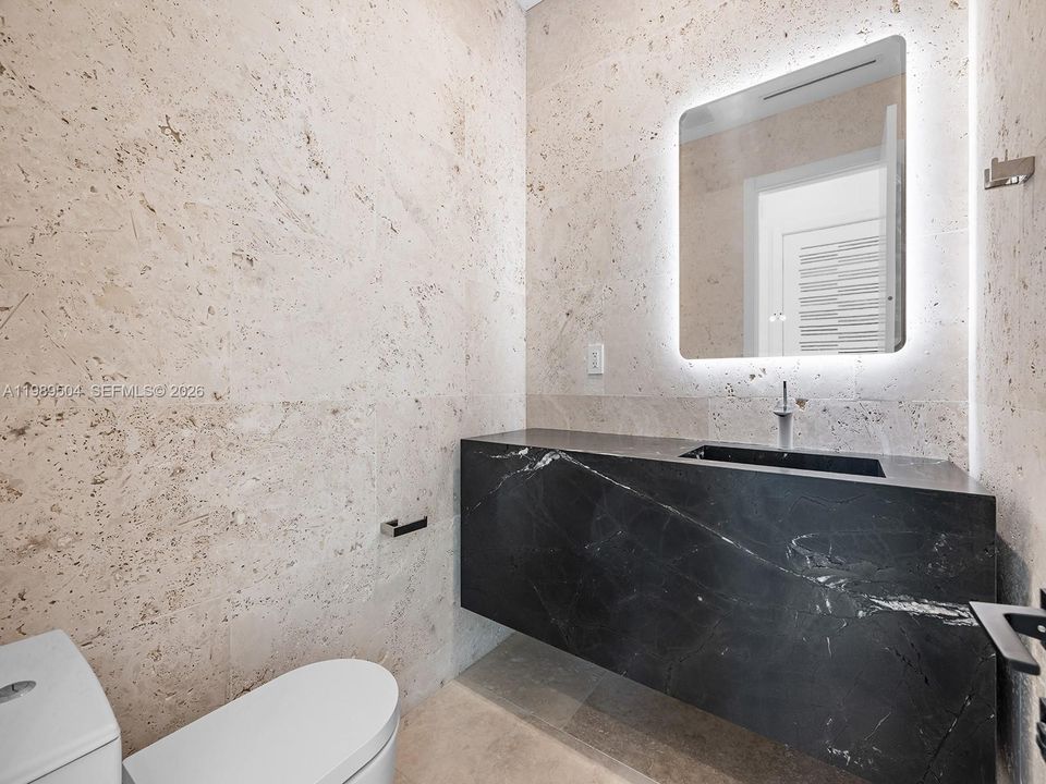 Vendido Recientemente: $2,900,000 (5 camas, 6 baños, 0 Pies cuadrados)
