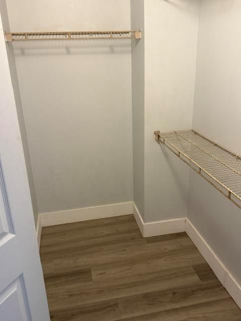 Walk in closet