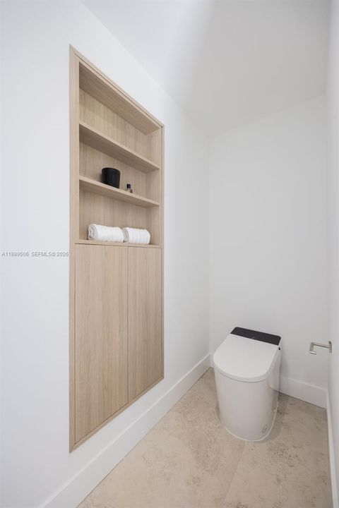 Недавно арендовано: $16,000 (5 спален, 4 ванн, 5297 Квадратных фут)