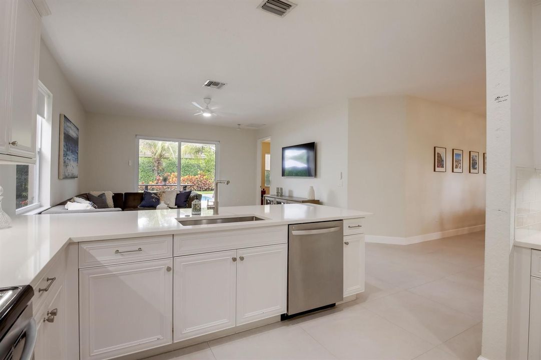 10894 Bitternut Hickory Lane (14)
