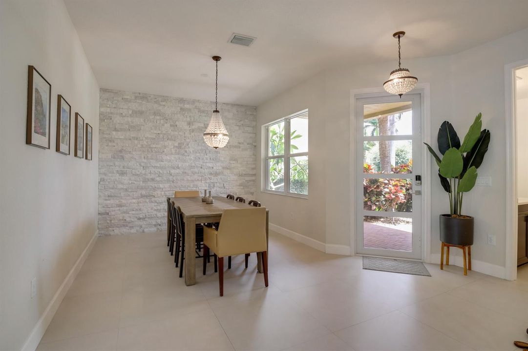 10894 Bitternut Hickory Lane (3)