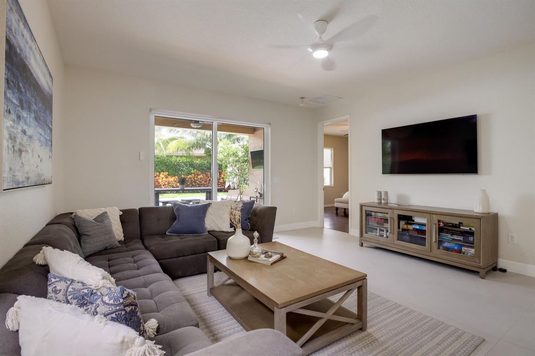 10894 Bitternut Hickory Lane (7)