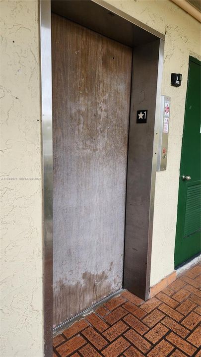Elevator