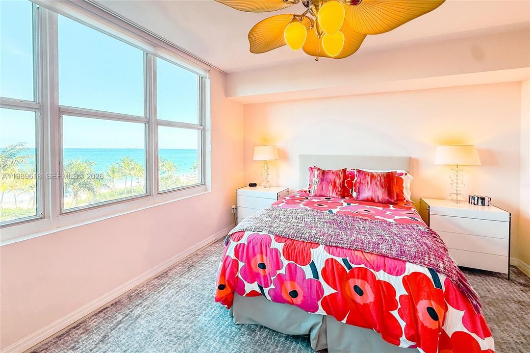 For Sale: $1,095,000 (2 beds, 2 baths, 1604 Square Feet)