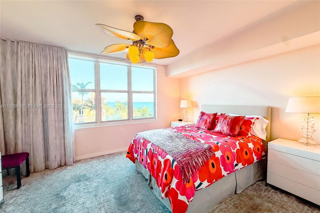 For Sale: $1,095,000 (2 beds, 2 baths, 1604 Square Feet)