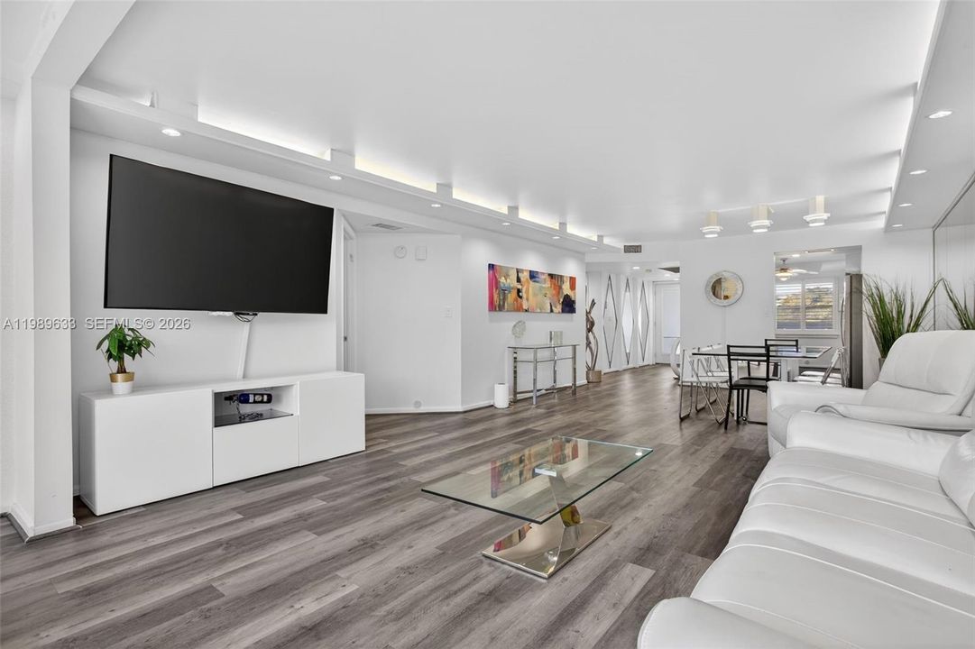 待售: $239,900 (2 贝兹, 2 浴室, 1225 平方英尺)