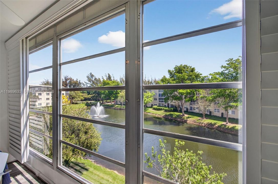 待售: $239,900 (2 贝兹, 2 浴室, 1225 平方英尺)