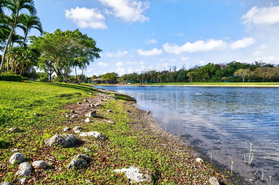 7411 Annapolis Ln Parkland FL-print-052-