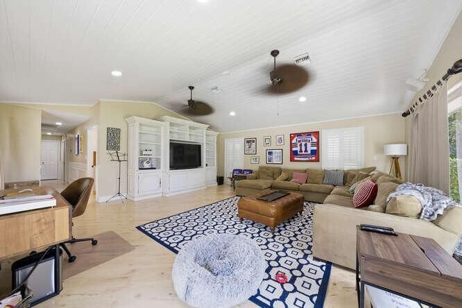 Bedroom 5/Recreation Room