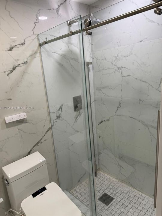 Под контрактом: $499,000 (3 спален, 2 ванн, 1188 Квадратных фут)