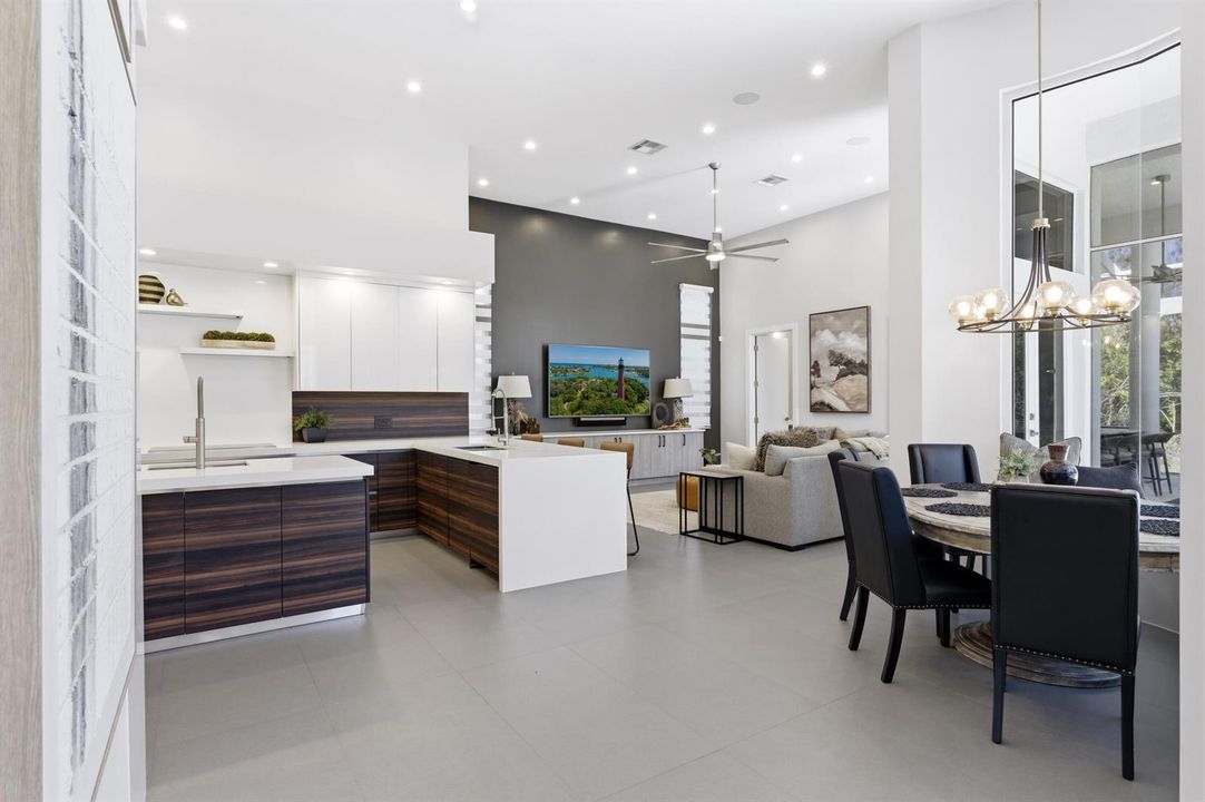 Kitchen/Family Room