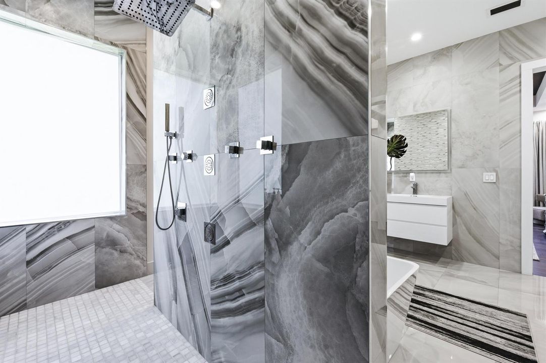 2nd Primary Bath