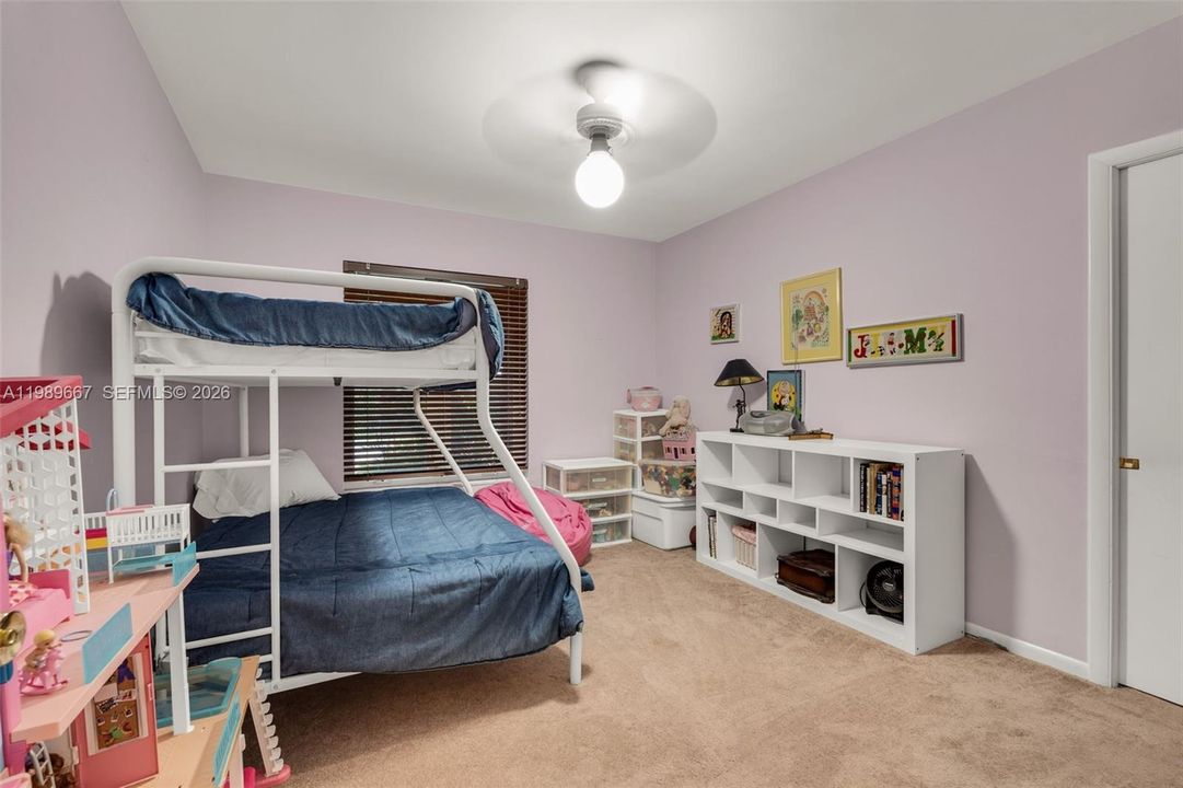 For Sale: $11,600,000 (5 beds, 5 baths, 3509 Square Feet)