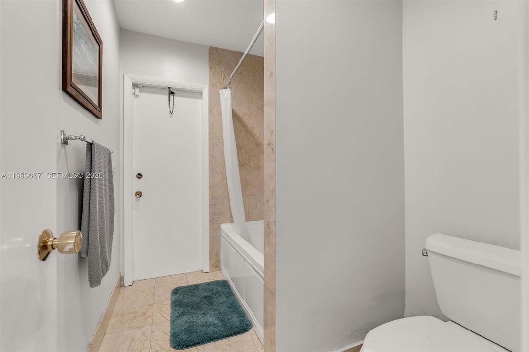 For Sale: $11,600,000 (5 beds, 5 baths, 3509 Square Feet)