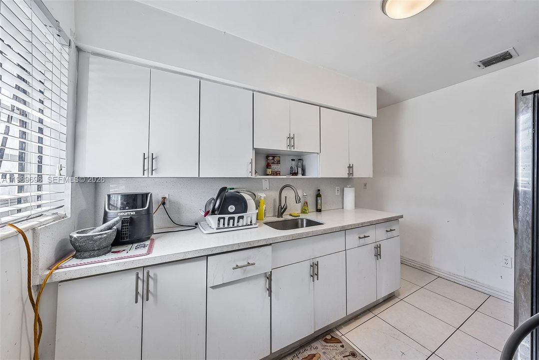 6701 - Kitchen