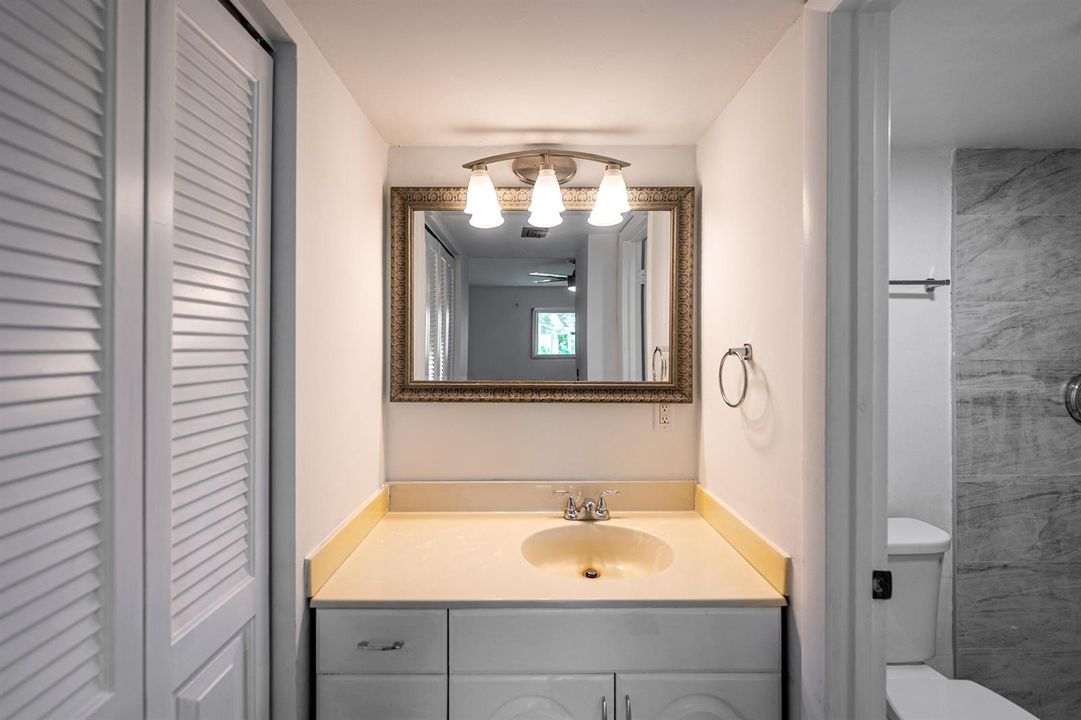 1166 6th Ave- master bath