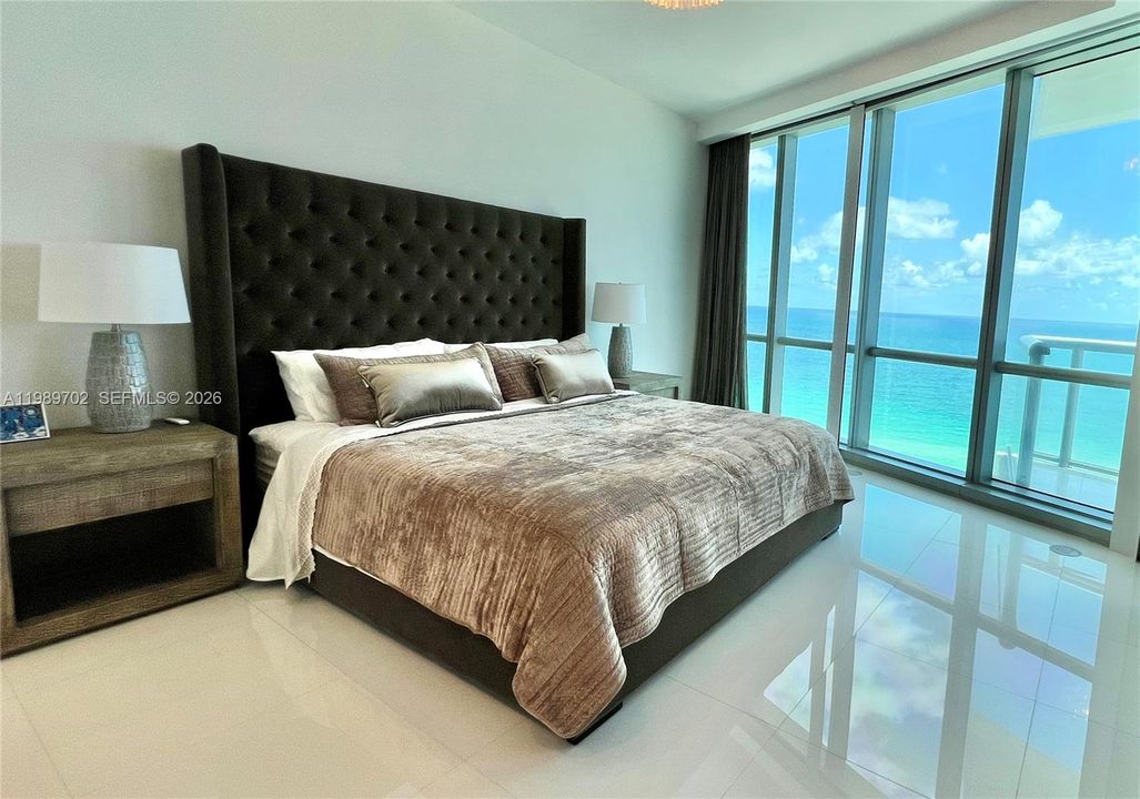 For Rent: $14,500 (3 beds, 3 baths, 1933 Square Feet)