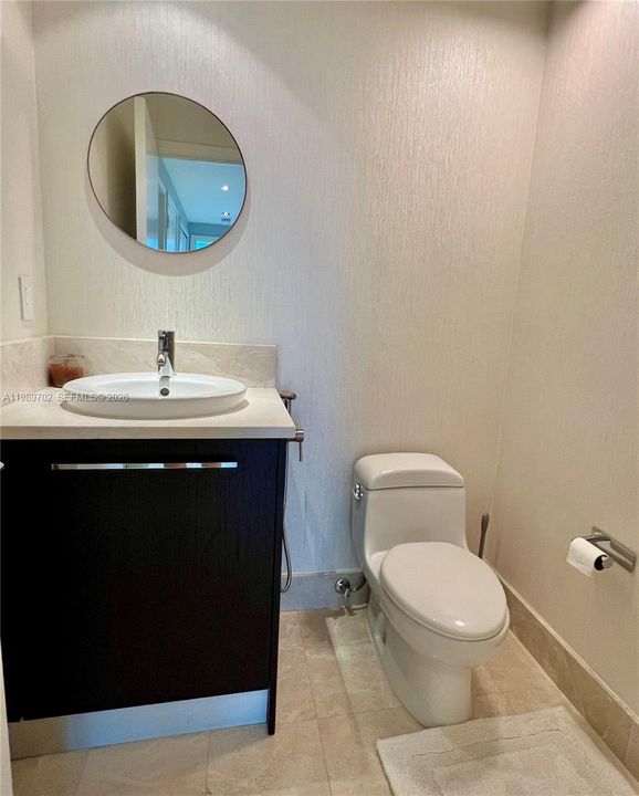 For Rent: $14,500 (3 beds, 3 baths, 1933 Square Feet)