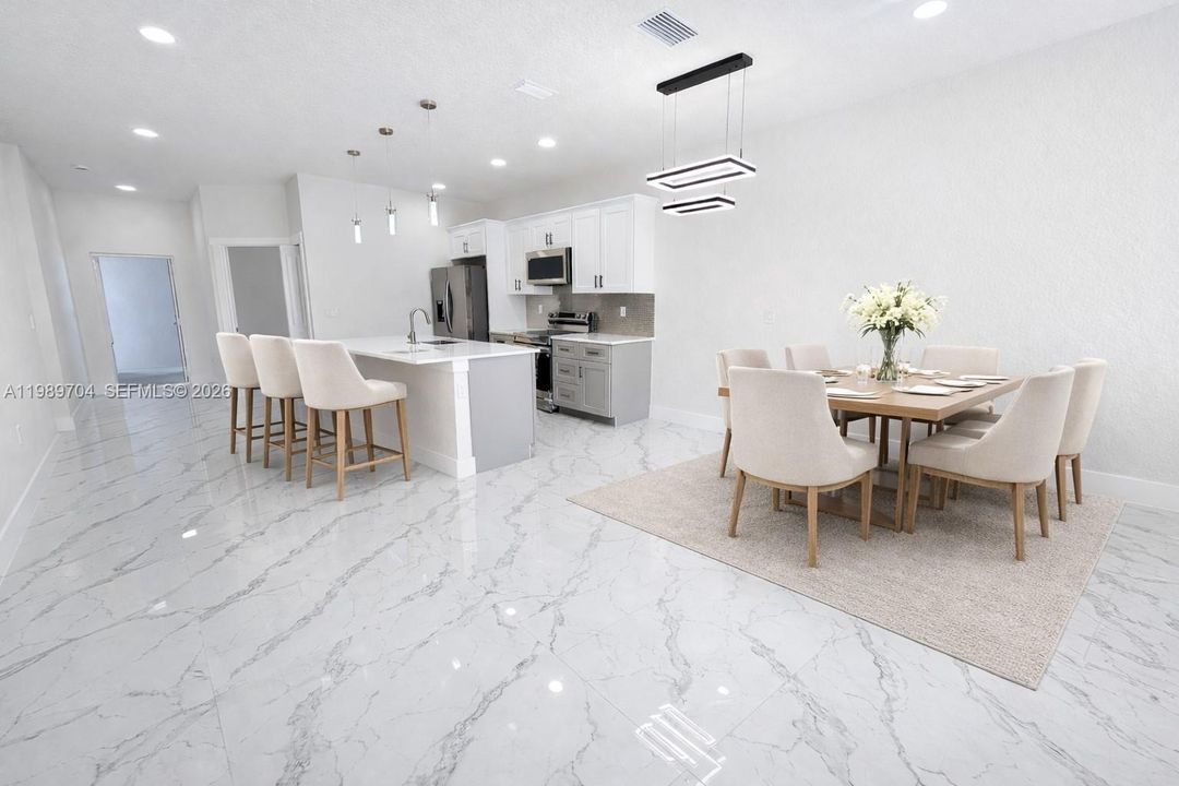 En Venta: $519,900 (0 camas, 0 baños, 1200 Pies cuadrados)