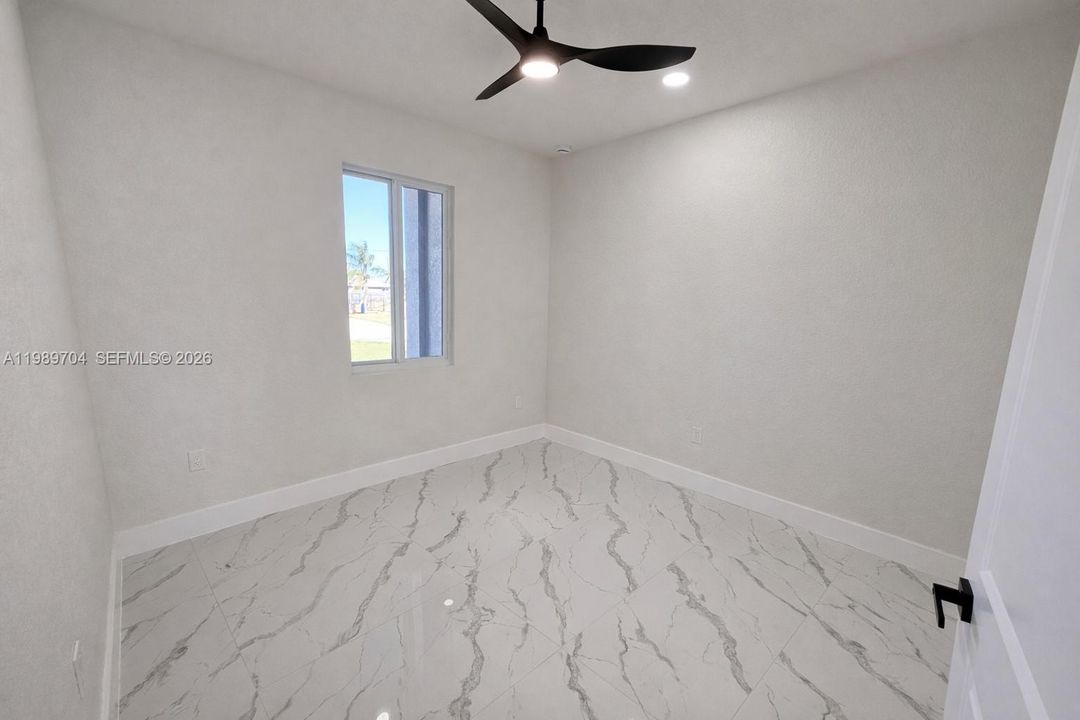 En Venta: $519,900 (0 camas, 0 baños, 1200 Pies cuadrados)