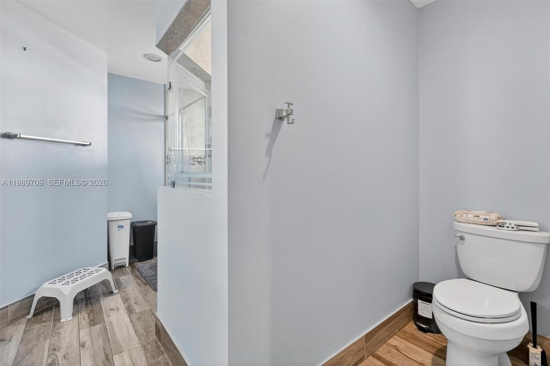 Active With Contract: $679,999 (4 beds, 2 baths, 2259 Square Feet)