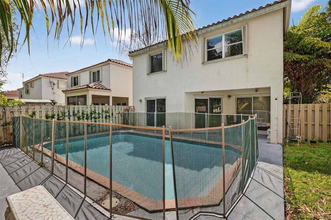 Active With Contract: $679,999 (4 beds, 2 baths, 2259 Square Feet)