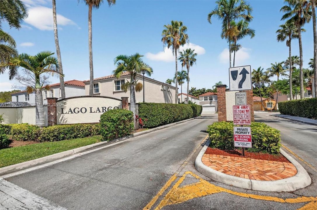 Active With Contract: $679,999 (4 beds, 2 baths, 2259 Square Feet)