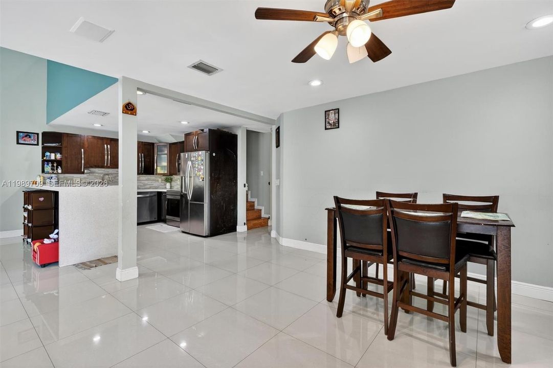 Active With Contract: $679,999 (4 beds, 2 baths, 2259 Square Feet)