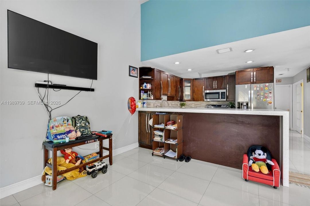 Active With Contract: $679,999 (4 beds, 2 baths, 2259 Square Feet)