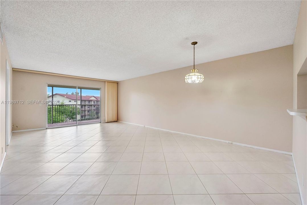 Activo con contrato: $168,900 (2 camas, 2 baños, 1192 Pies cuadrados)