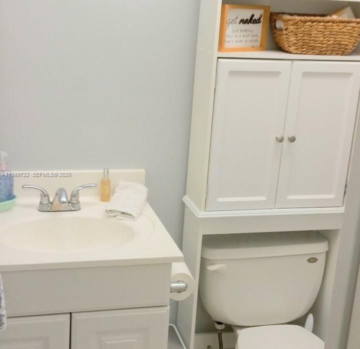 На продажу: $159,500 (1 спален, 1 ванн, 741 Квадратных фут)