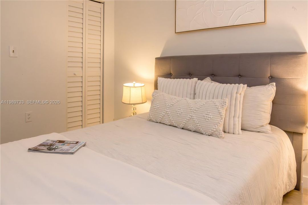 待售: $225,000 (2 贝兹, 1 浴室, 760 平方英尺)