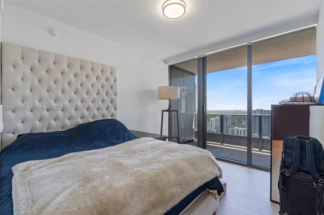 En Venta: $1,470,000 (2 camas, 2 baños, 1356 Pies cuadrados)