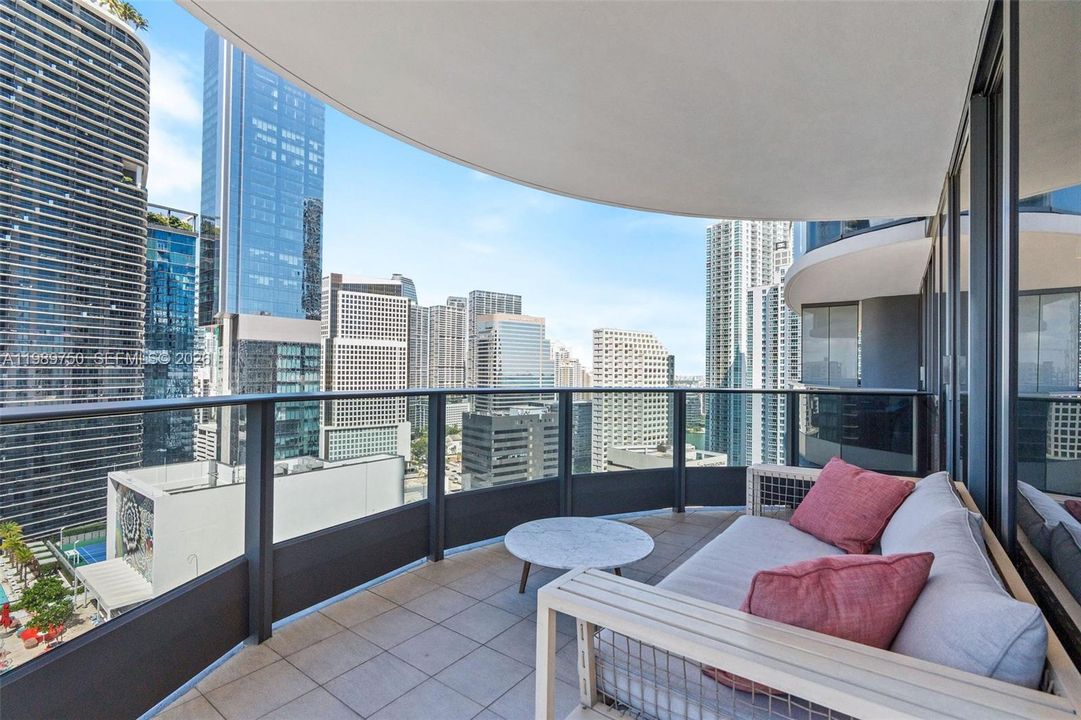 En Venta: $1,470,000 (2 camas, 2 baños, 1356 Pies cuadrados)