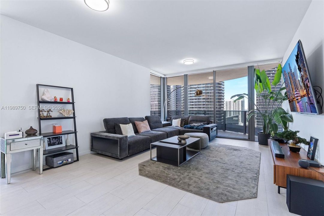 En Venta: $1,470,000 (2 camas, 2 baños, 1356 Pies cuadrados)