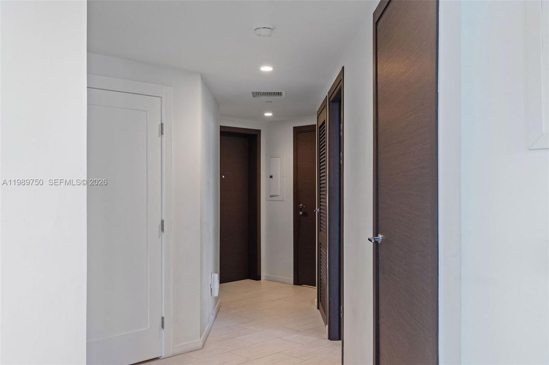En Venta: $1,470,000 (2 camas, 2 baños, 1356 Pies cuadrados)