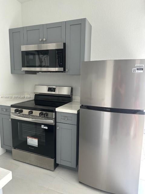 En Renta: $1,600 (5 camas, 3 baños, 3349 Pies cuadrados)