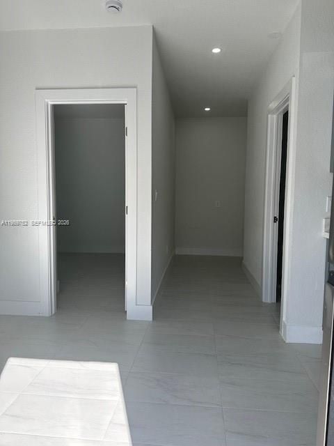 En Renta: $1,600 (5 camas, 3 baños, 3349 Pies cuadrados)