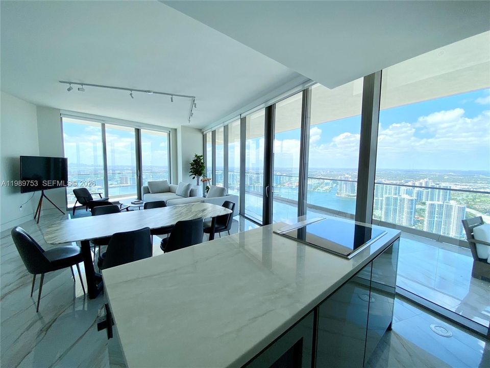 En Venta: $2,400,000 (2 camas, 2 baños, 1291 Pies cuadrados)