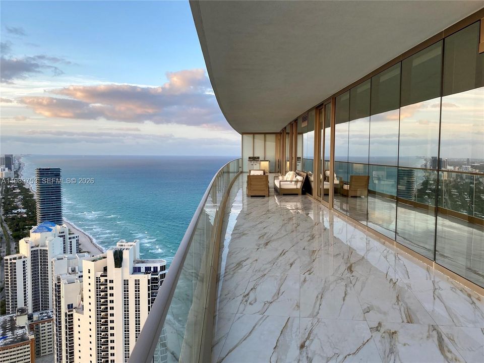 En Venta: $2,400,000 (2 camas, 2 baños, 1291 Pies cuadrados)