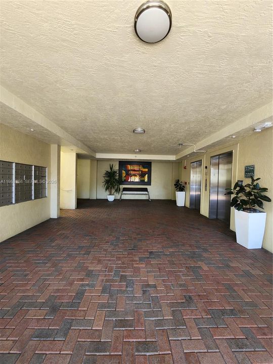 En Venta: $470,000 (3 camas, 2 baños, 1710 Pies cuadrados)