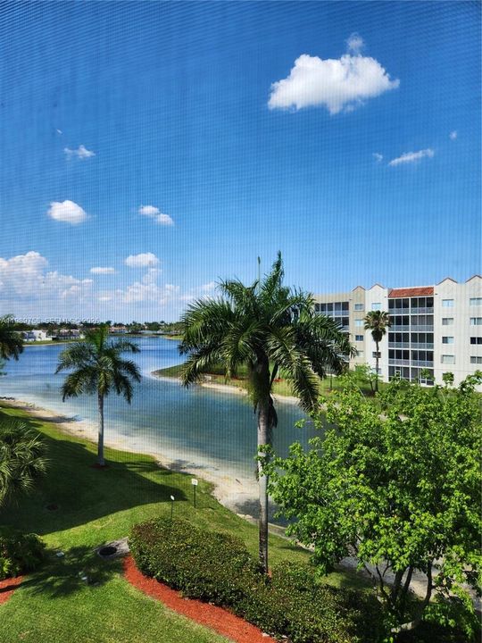 En Venta: $470,000 (3 camas, 2 baños, 1710 Pies cuadrados)