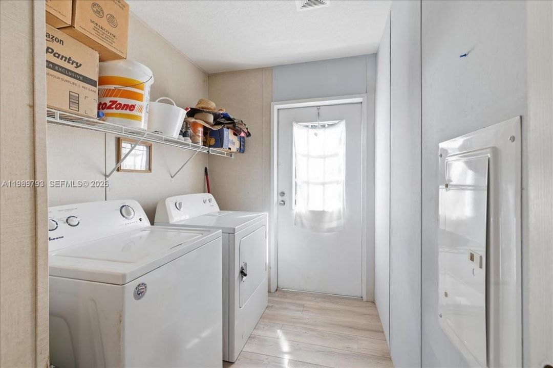 En Venta: $289,000 (3 camas, 2 baños, 0 Pies cuadrados)