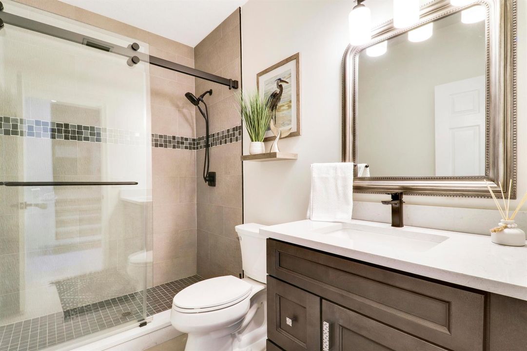 Guest Bathroom Upstairs