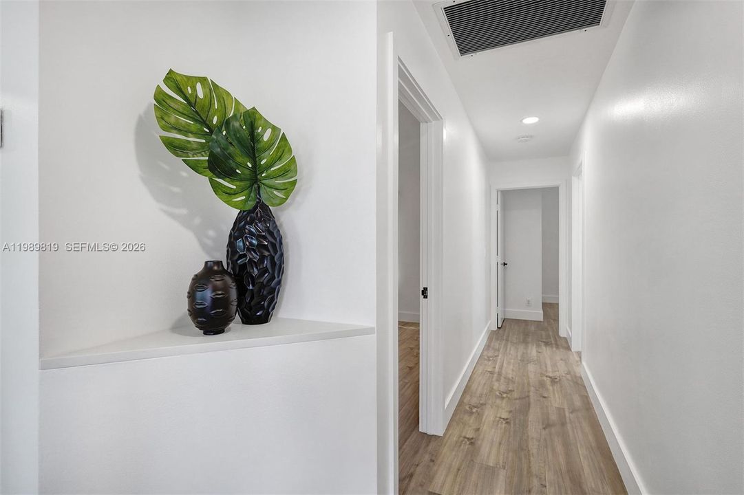 Active With Contract: $555,000 (4 beds, 2 baths, 2220 Square Feet)