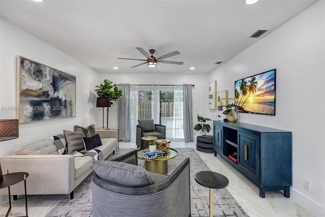 Active With Contract: $555,000 (4 beds, 2 baths, 2220 Square Feet)