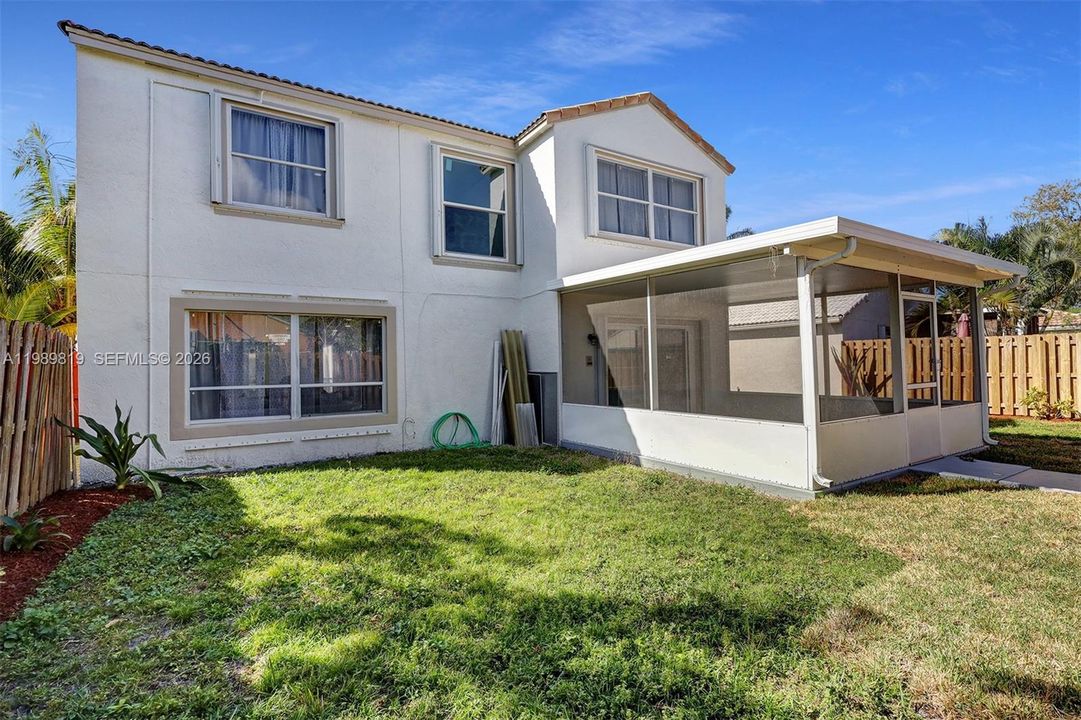 Active With Contract: $555,000 (4 beds, 2 baths, 2220 Square Feet)
