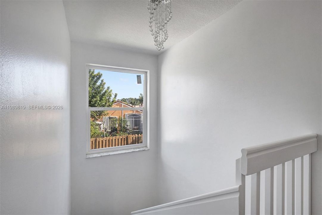 Active With Contract: $555,000 (4 beds, 2 baths, 2220 Square Feet)