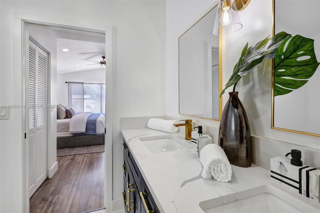 Active With Contract: $555,000 (4 beds, 2 baths, 2220 Square Feet)